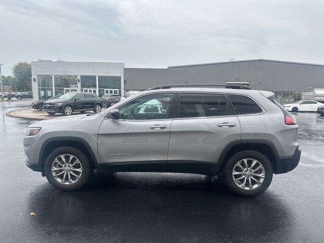 2022 Jeep Cherokee Latitude Lux photo 4