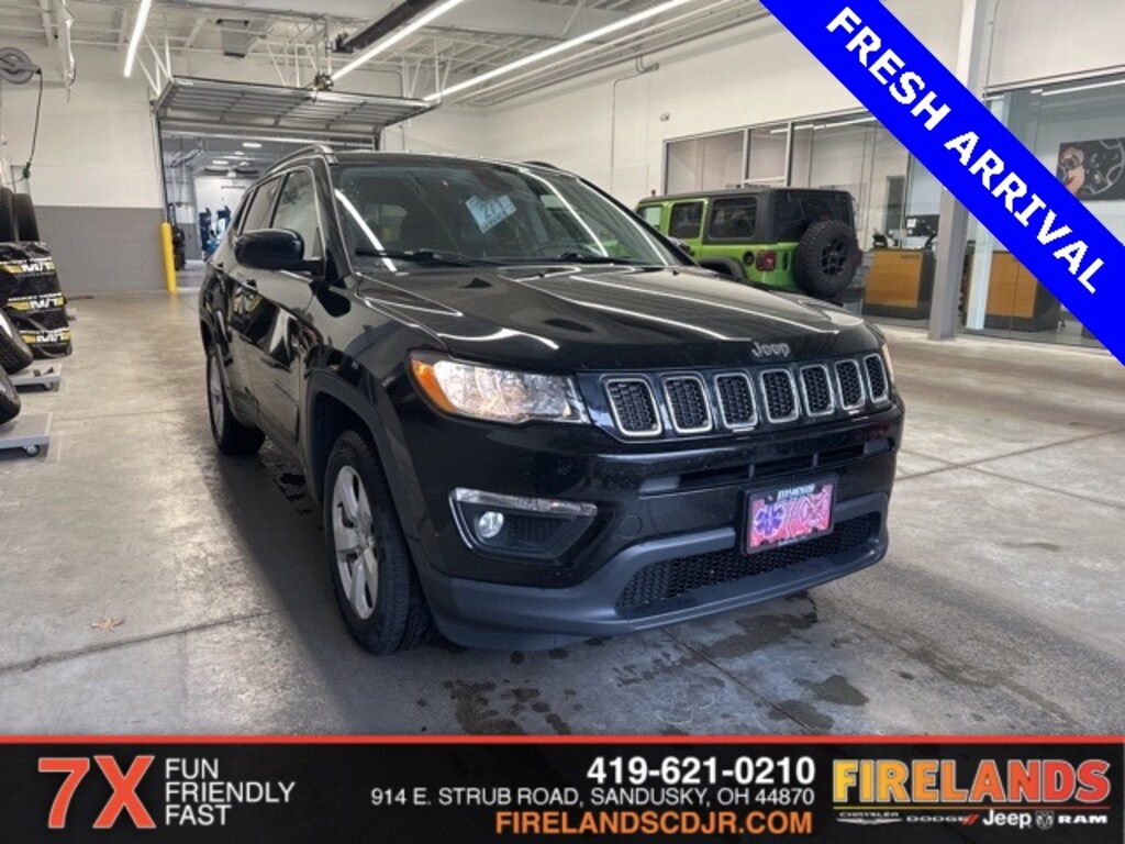 Used 2018 Jeep Compass Latitude 4x4 SUV