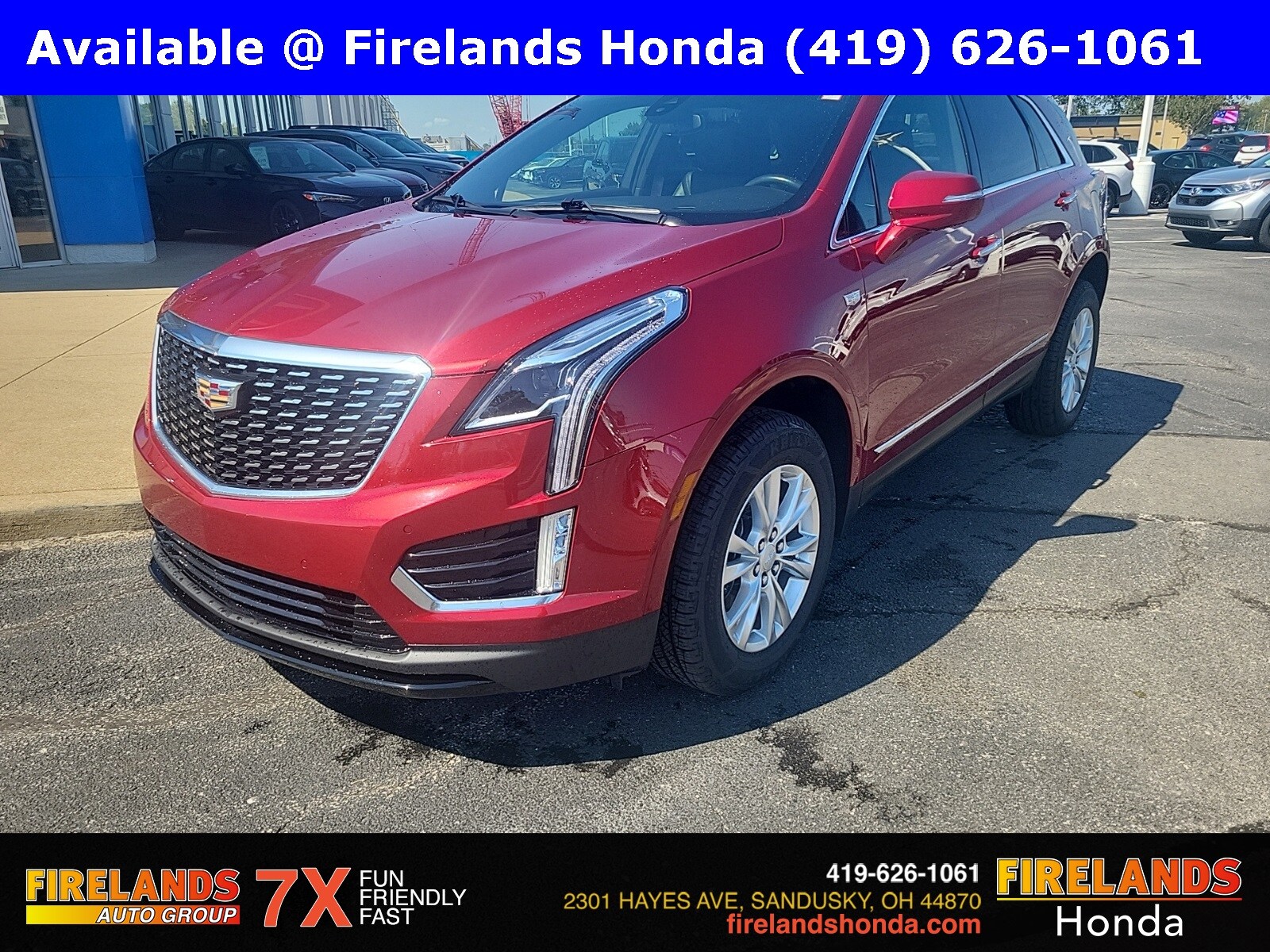 2022 Cadillac XT5 Luxury photo 2