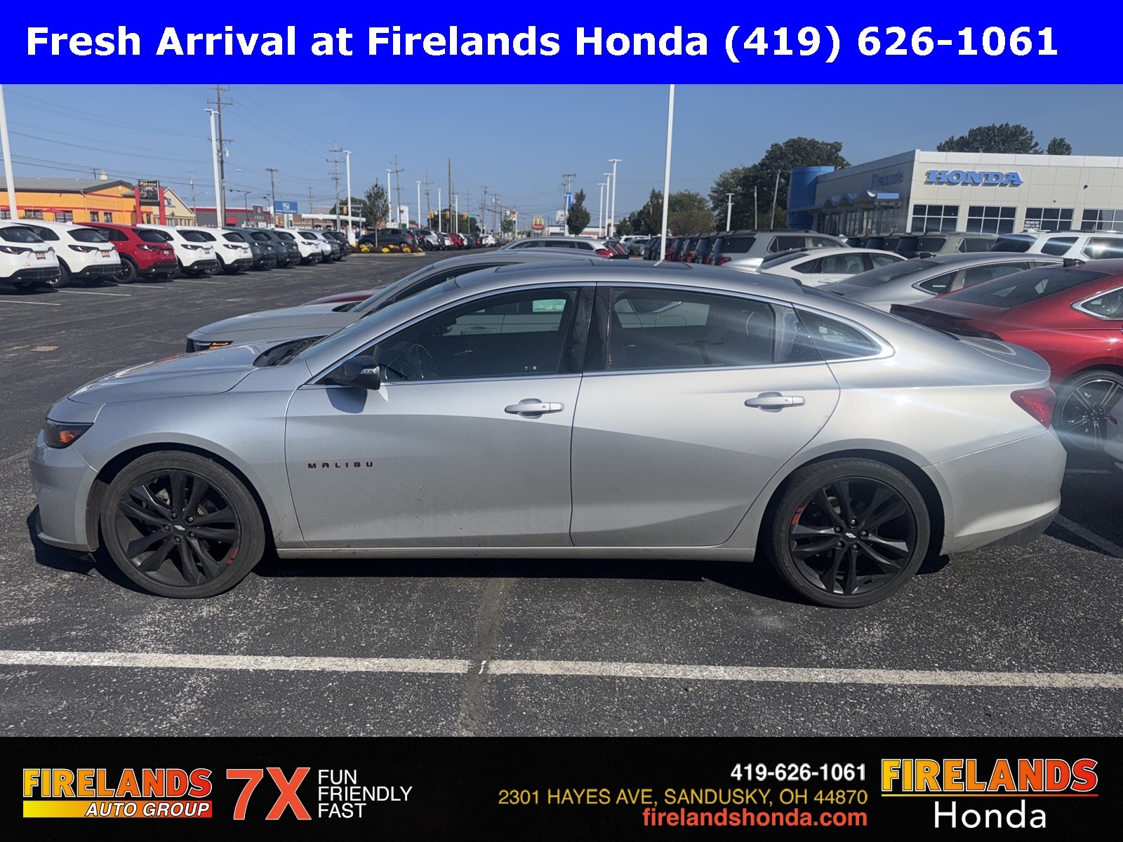 Used 2018 Chevrolet Malibu 1LT with VIN 1G1ZD5ST5JF261504 for sale in Sandusky, OH