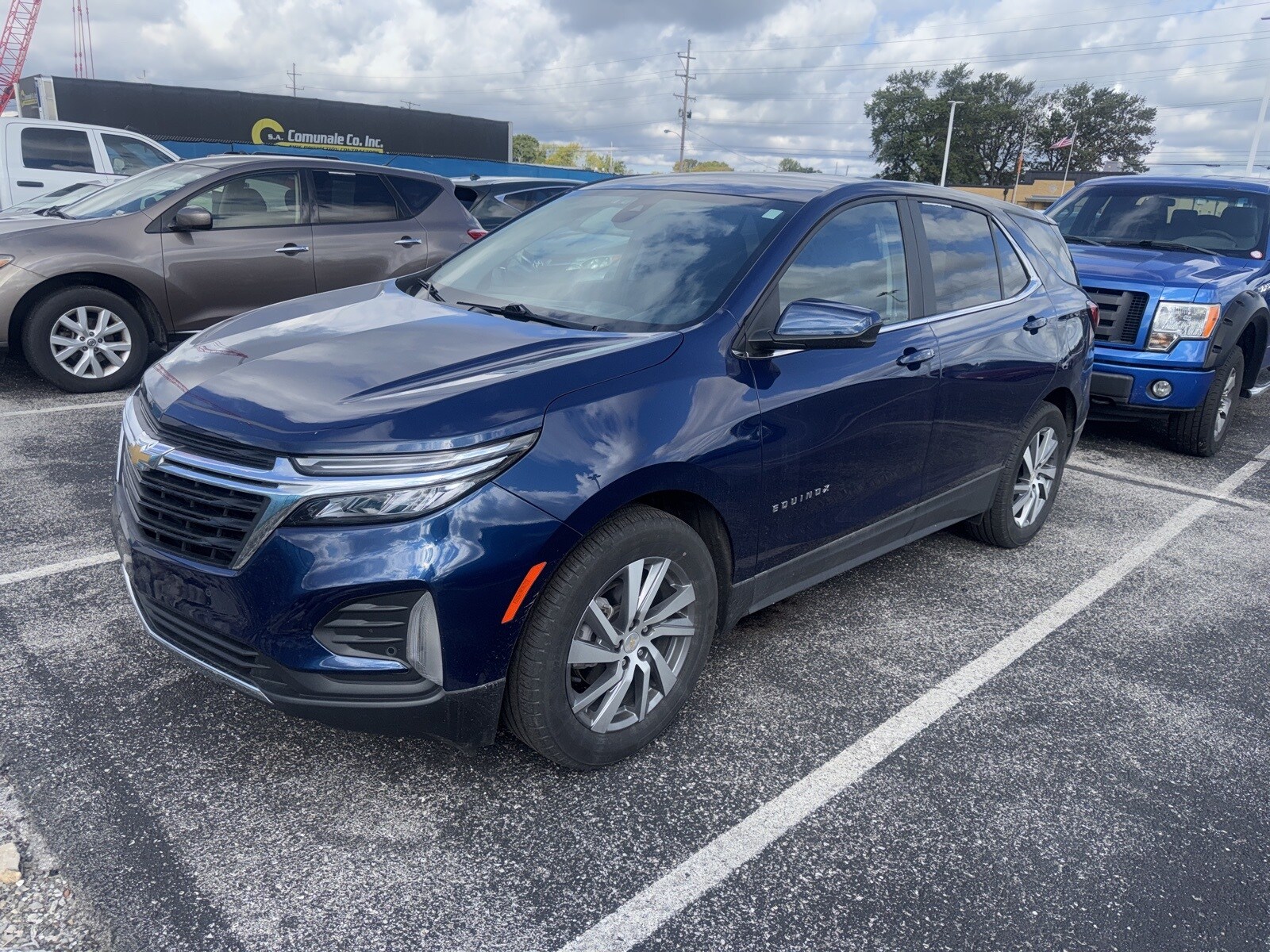 2022 Chevrolet Equinox photo 2