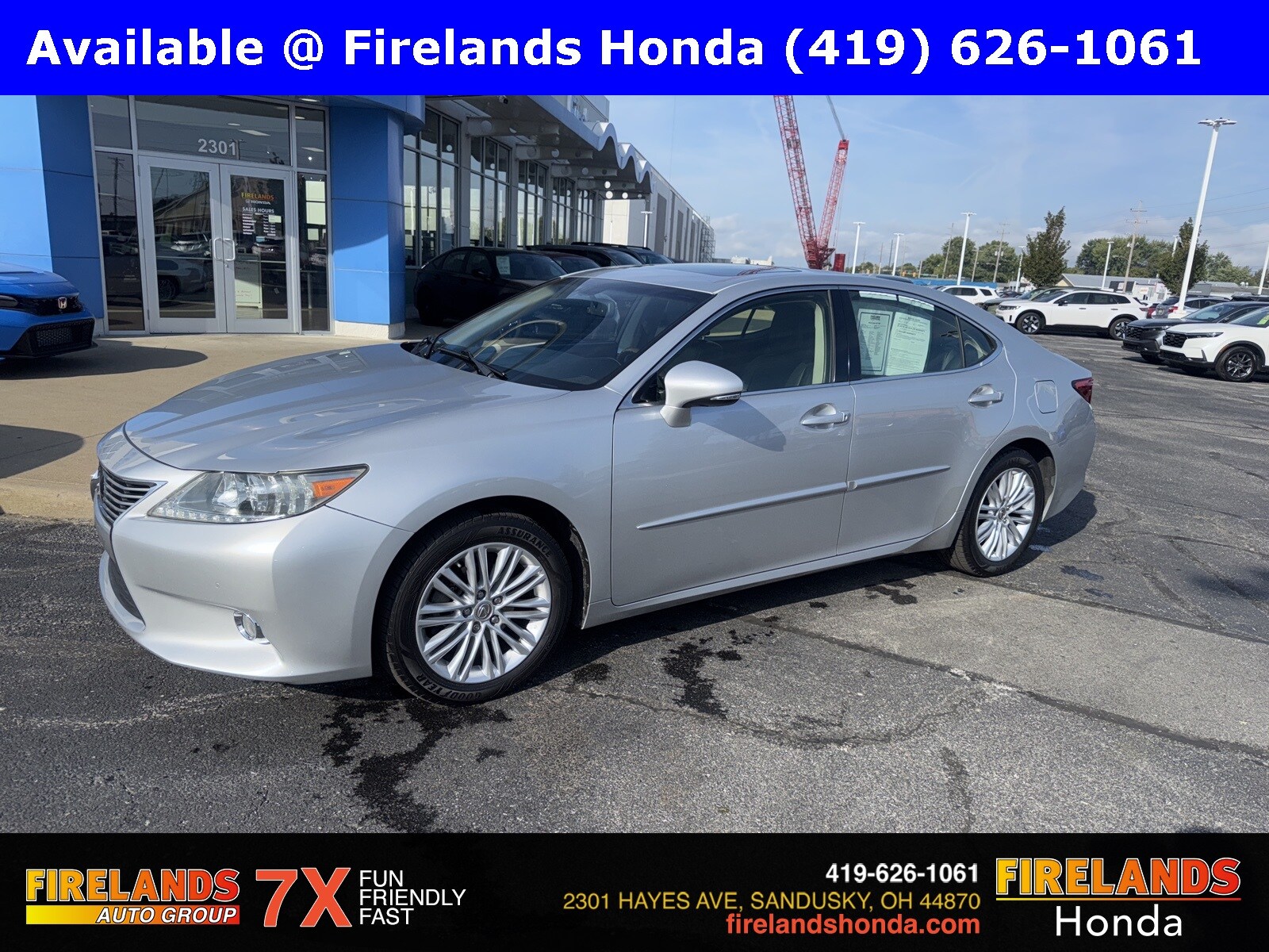 2013 Lexus ES 350 photo 2
