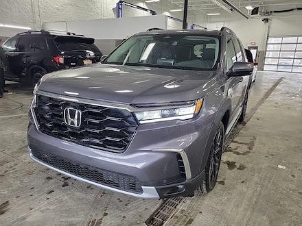 2025 Honda Pilot Touring SUV