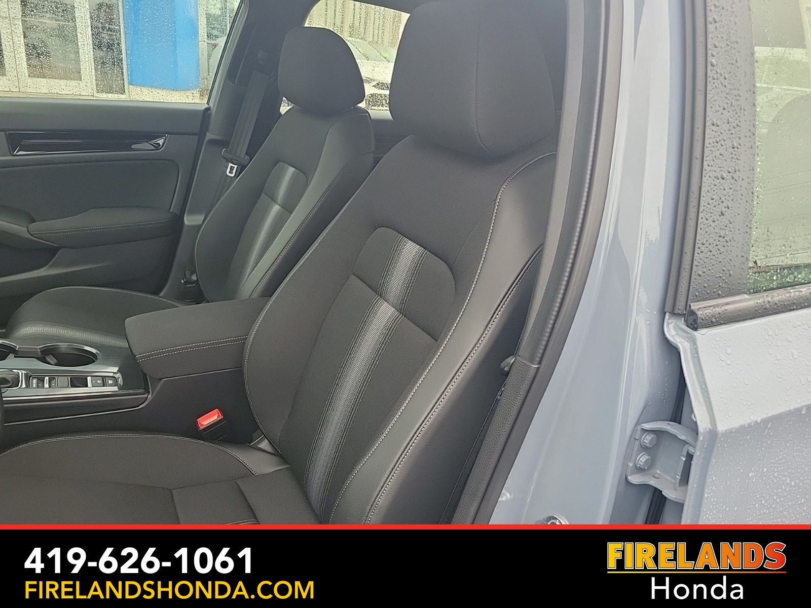 2025 Honda Civic Hatchback Sport - Photo 16