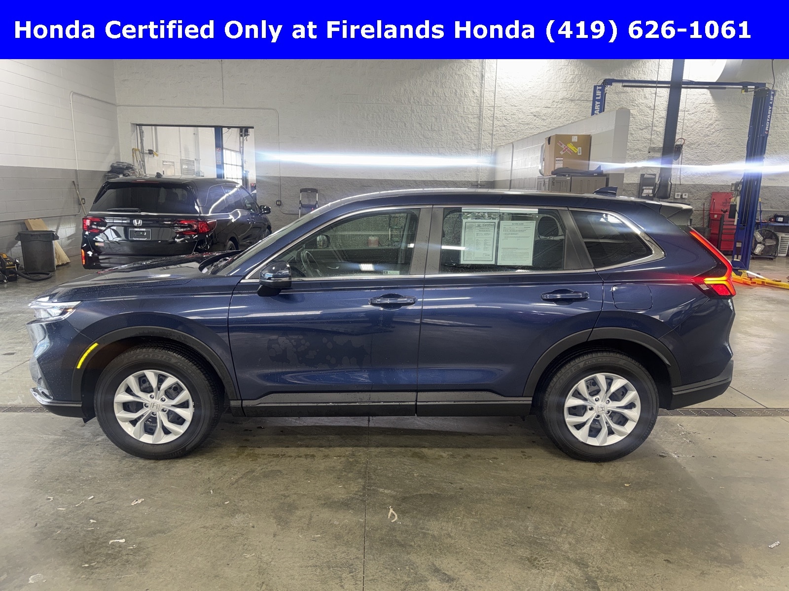 2024 Honda CR-V LX's photo