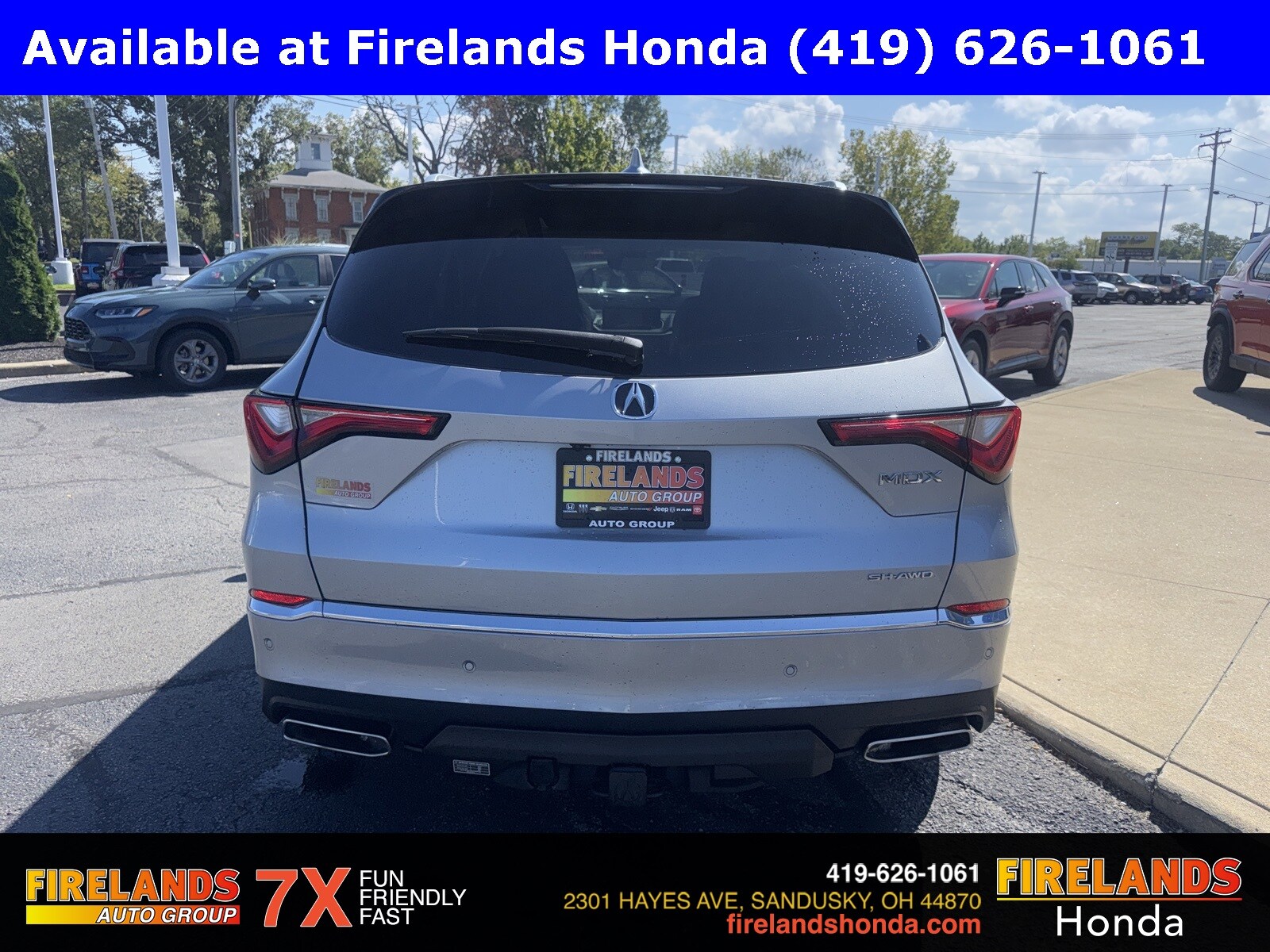 2022 Acura MDX SH-AWD Advance photo 4