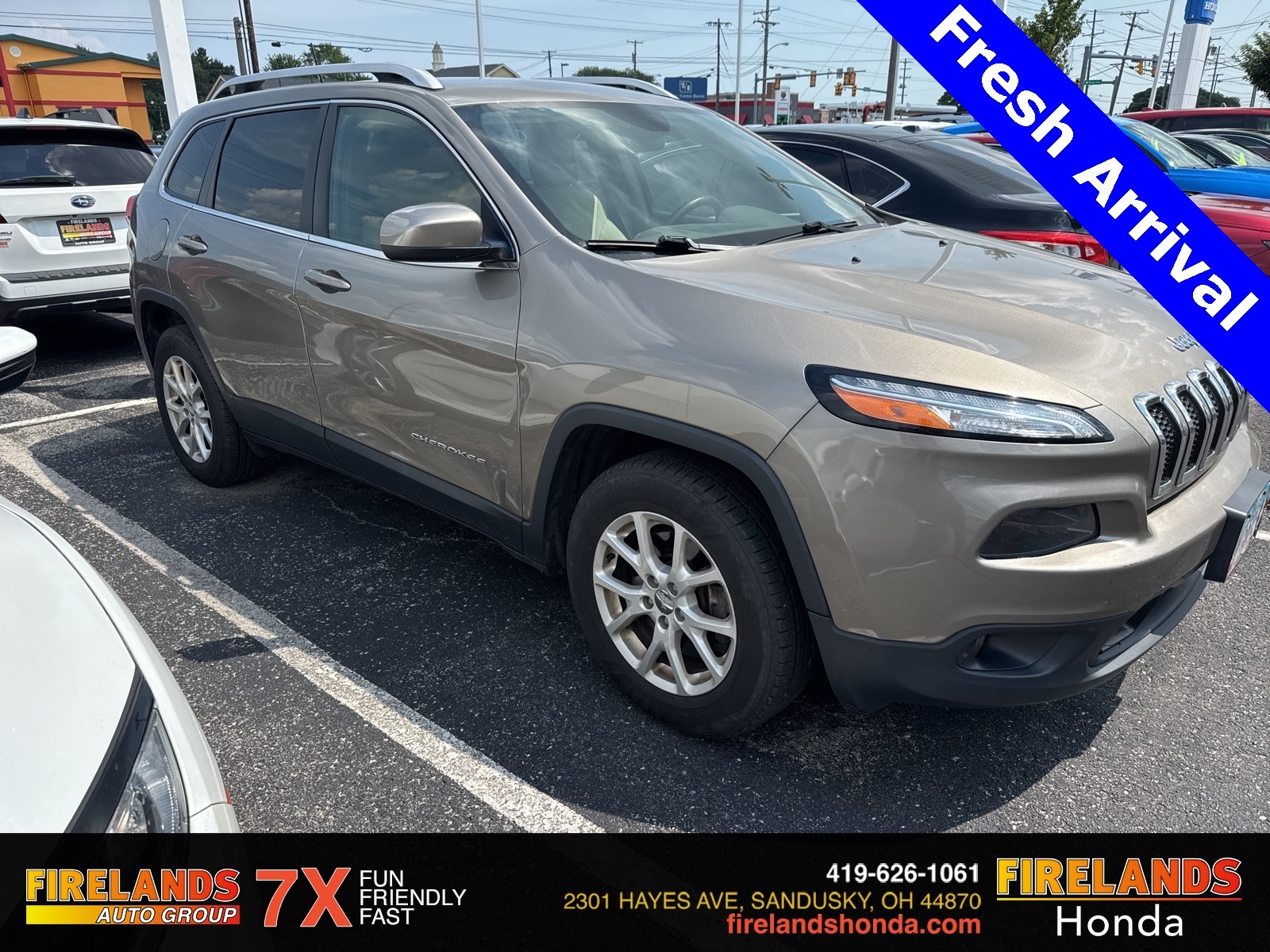 Used 2017 Jeep Cherokee Latitude with VIN 1C4PJMCS8HW615176 for sale in Sandusky, OH