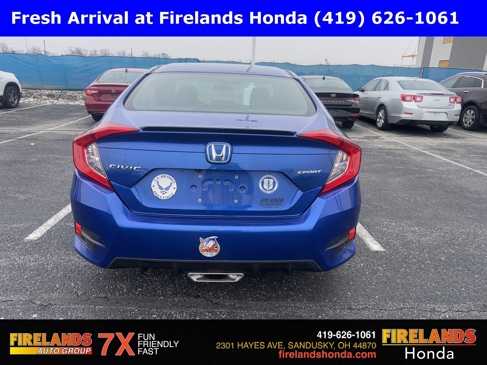 2020 Honda Civic Sport photo 3