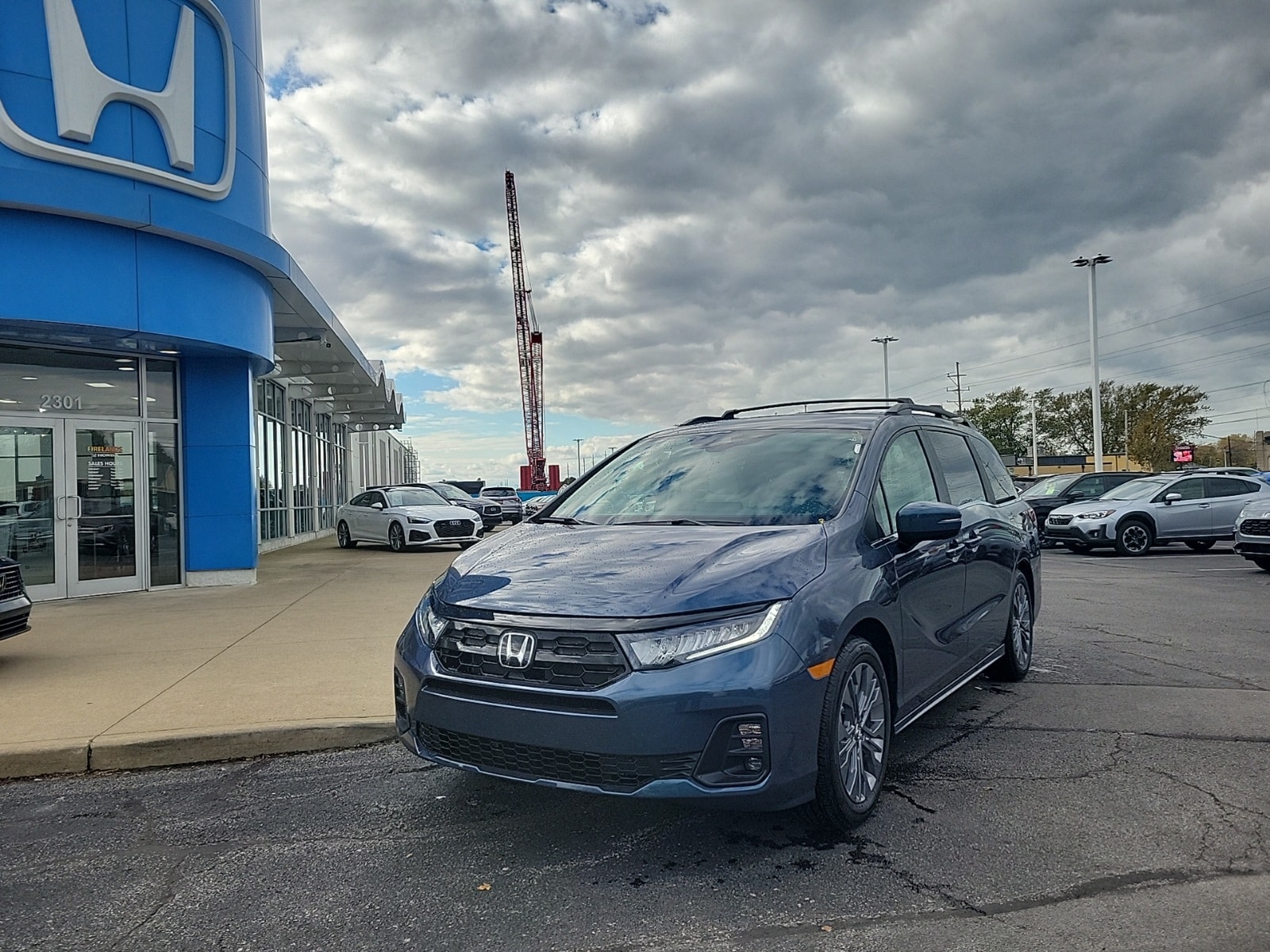 2026 Honda Odyssey Touring's photo