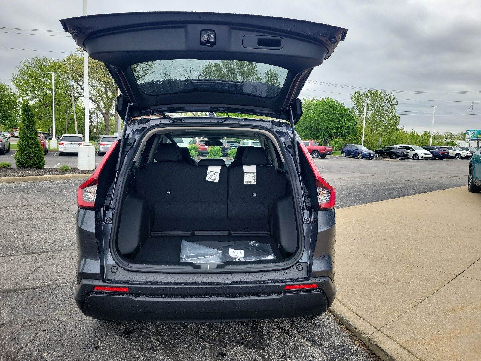 2026 Honda CR-V EX - Photo 8