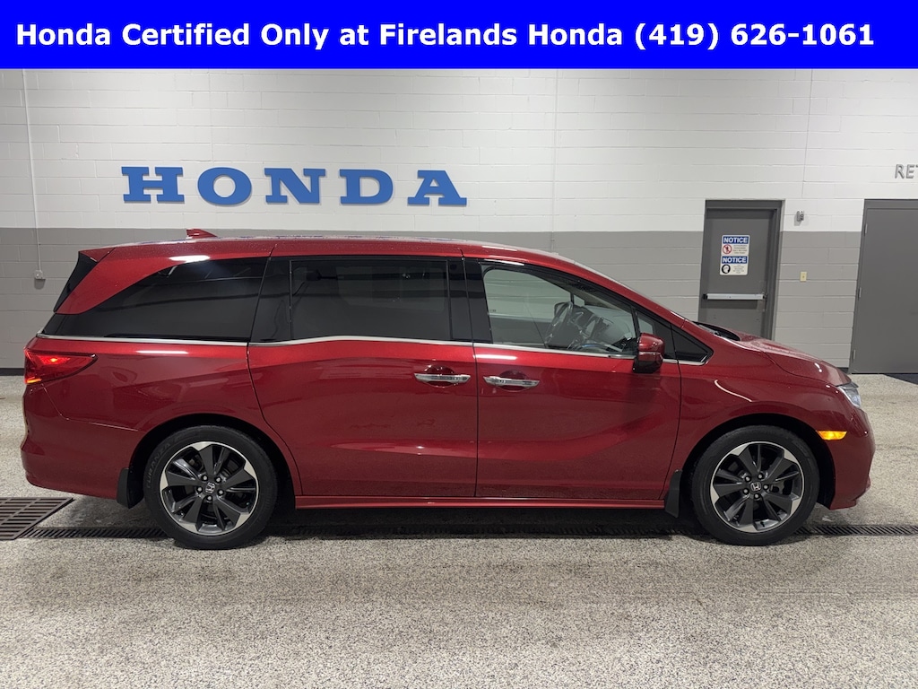 Certified 2023 Honda Odyssey Elite Van