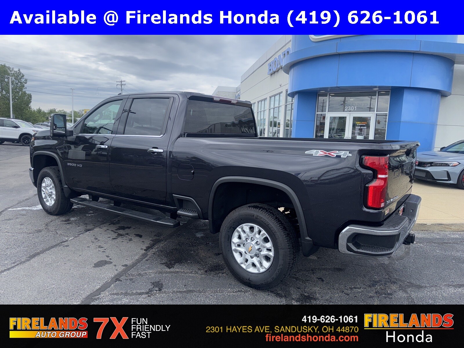2024 Chevrolet Silverado 3500HD LTZ photo 3