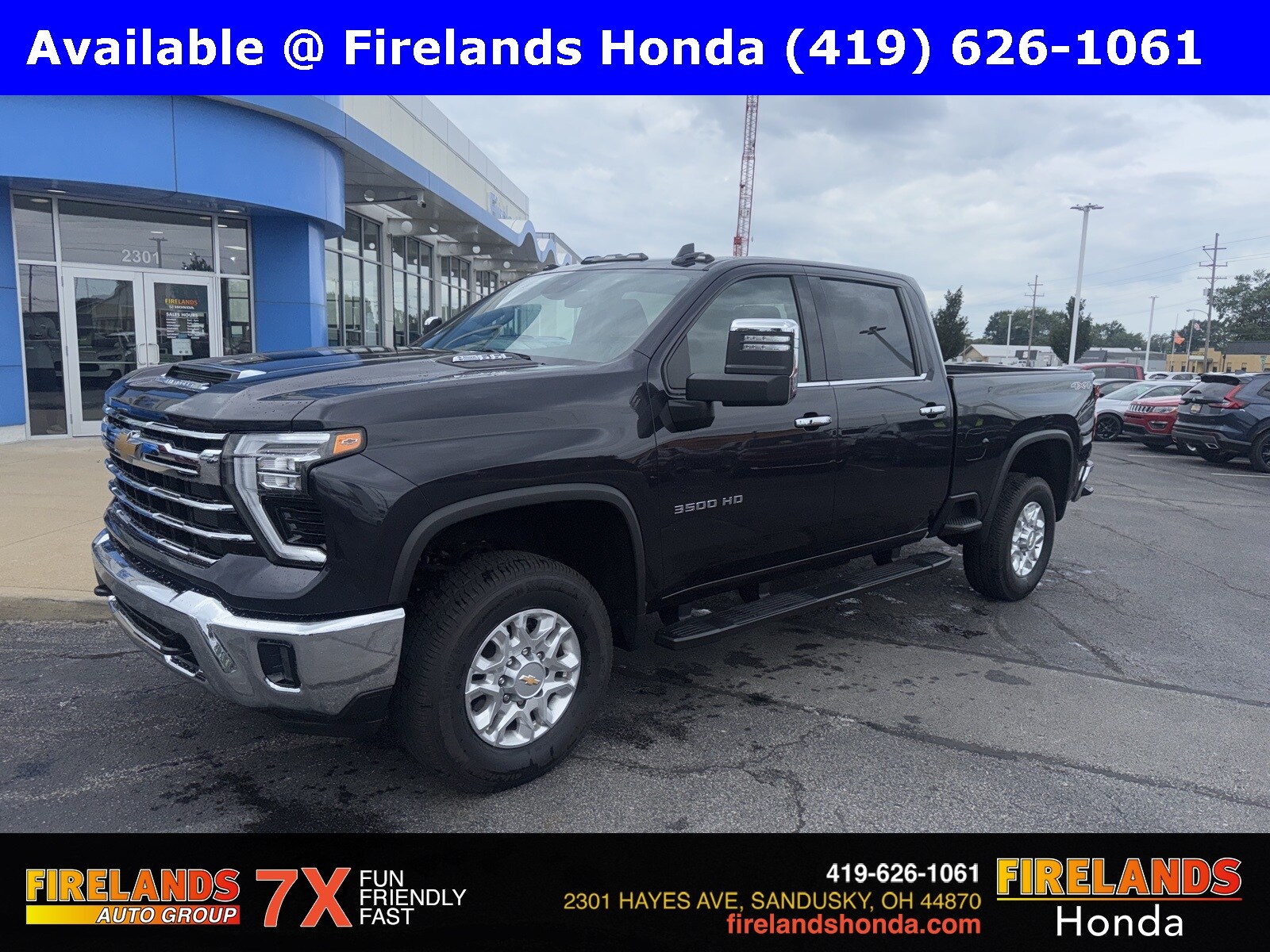 2024 Chevrolet Silverado 3500HD LTZ photo 2