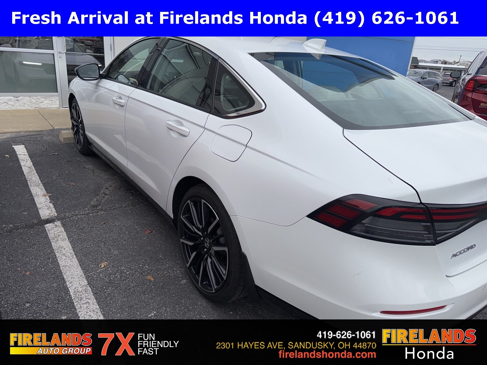 2024 Honda Accord Hybrid Touring photo 2