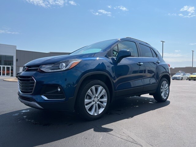2020 Chevrolet Trax Premier photo 2