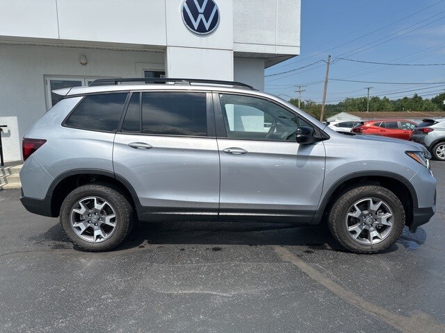 2022 Honda Passport TrailSport photo 3