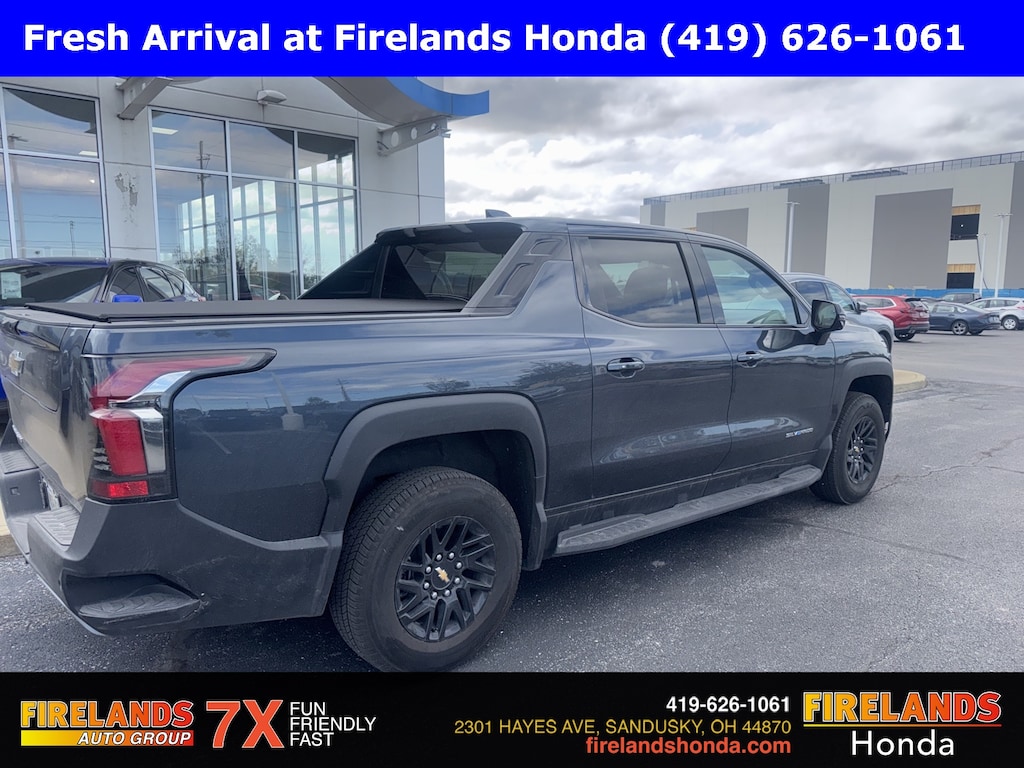 Used 2025 Chevrolet Silverado EV LT w/3LT Truck Crew Cab