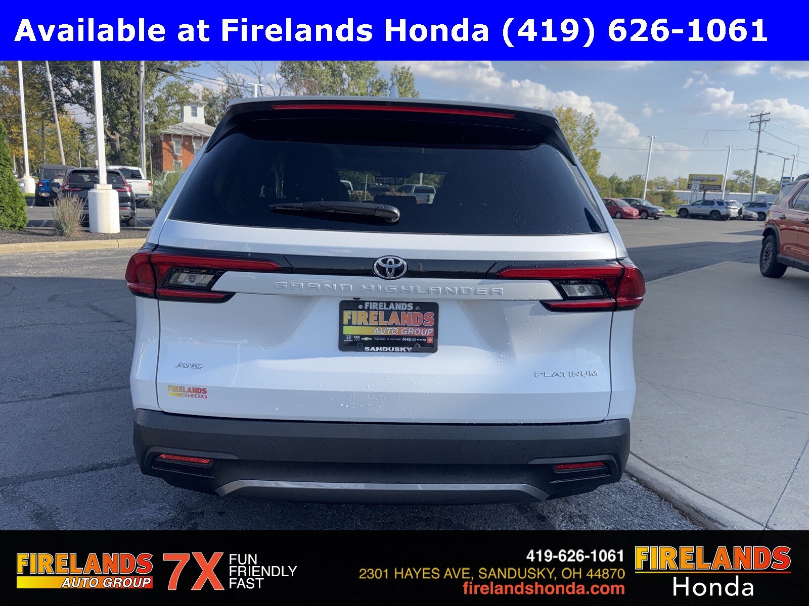 2024 Toyota Grand Highlander Platinum photo 3