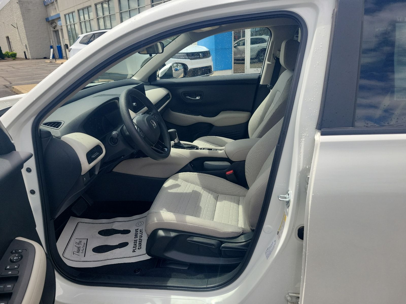 2026 Honda HR-V LX - Photo 14