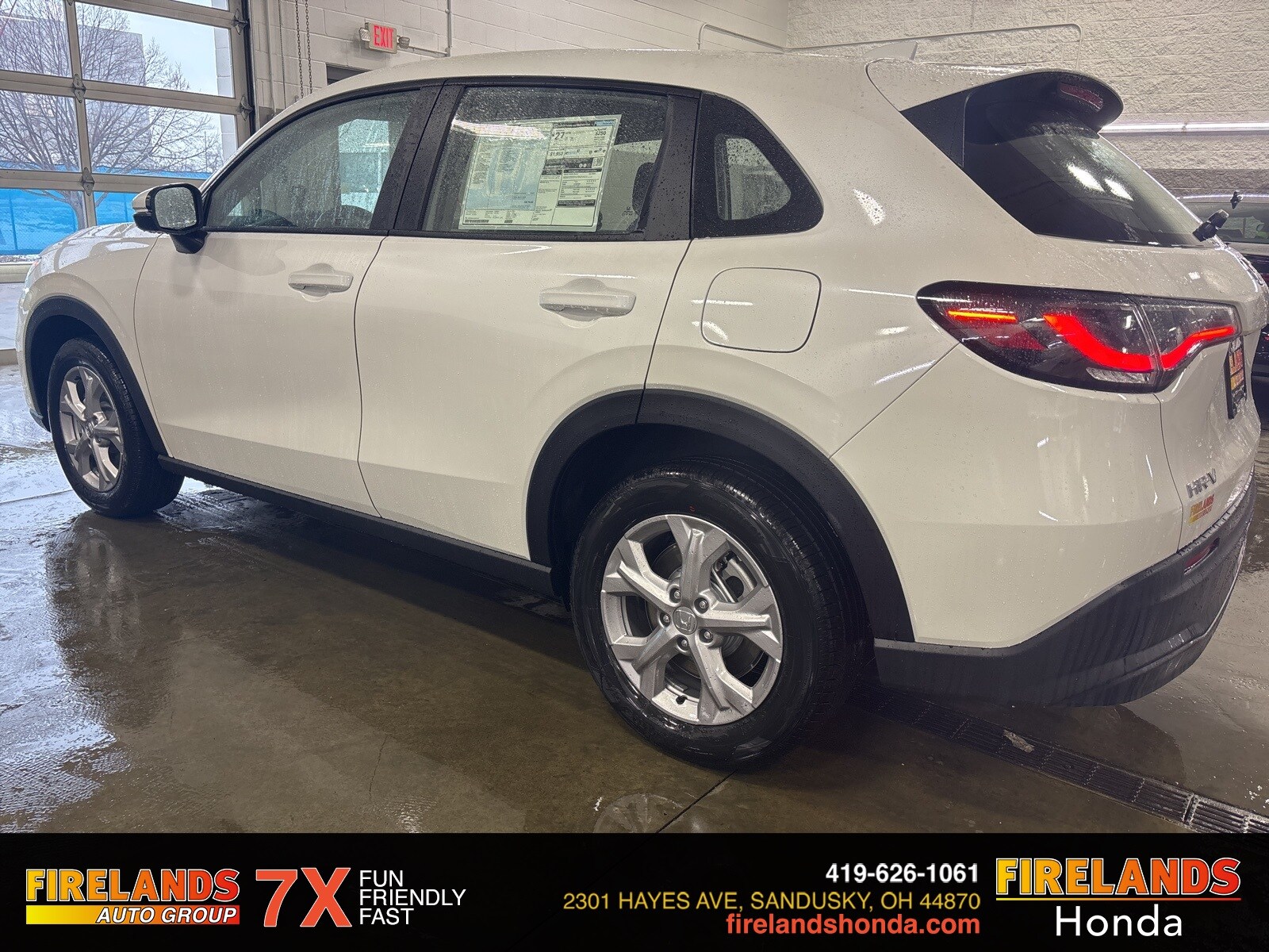 2025 Honda HR-V LX photo 2
