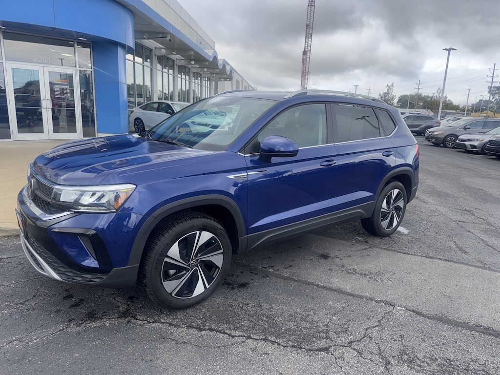 Used 2024 Volkswagen Taos 1.5T SE SUV