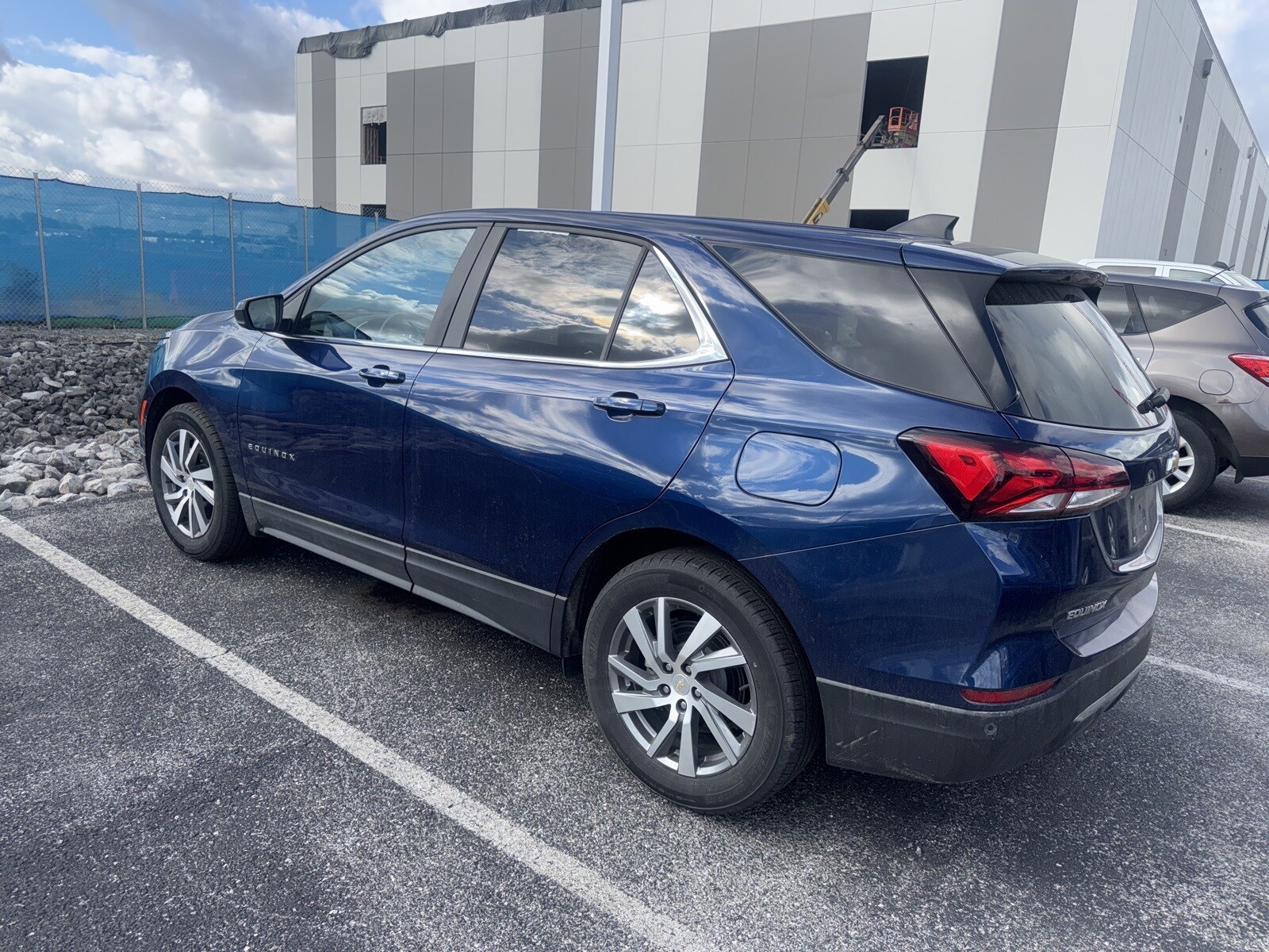 2022 Chevrolet Equinox photo 3