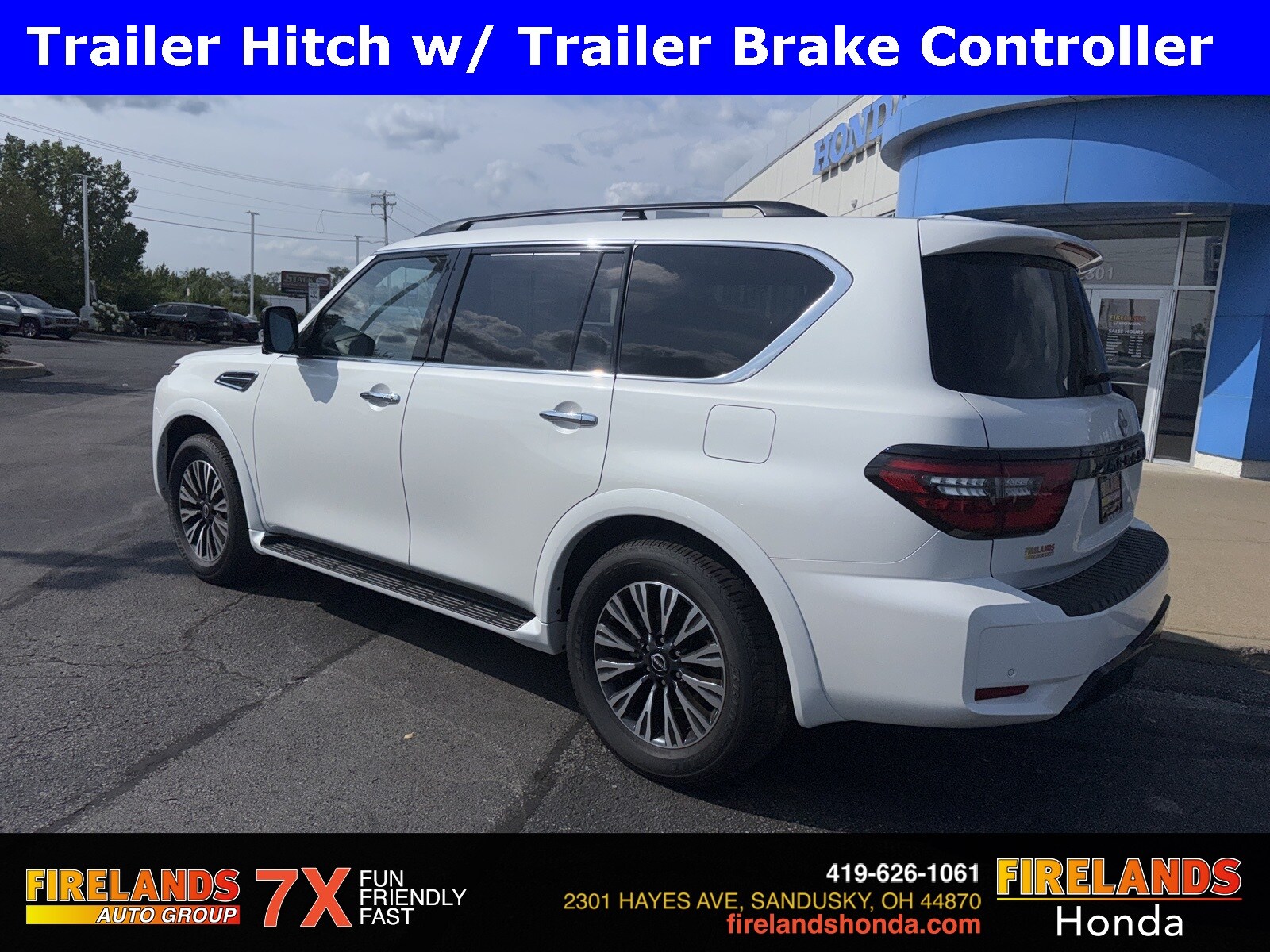 2024 Nissan Armada SL photo 2