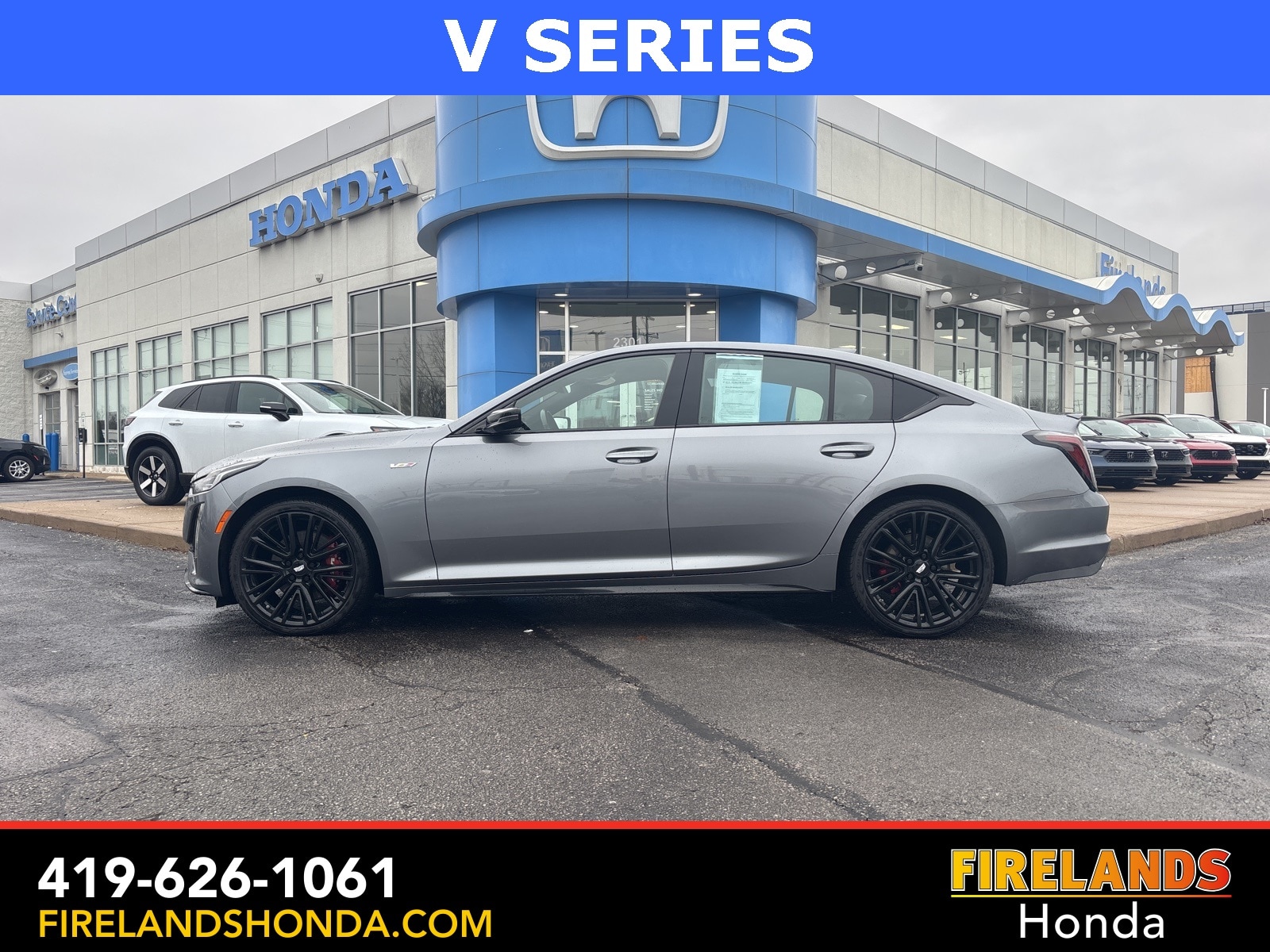 2022 Cadillac CT5 V-Series's photo