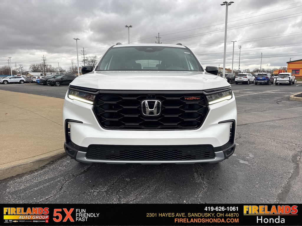 New 2025 Honda Pilot TrailSport SUV