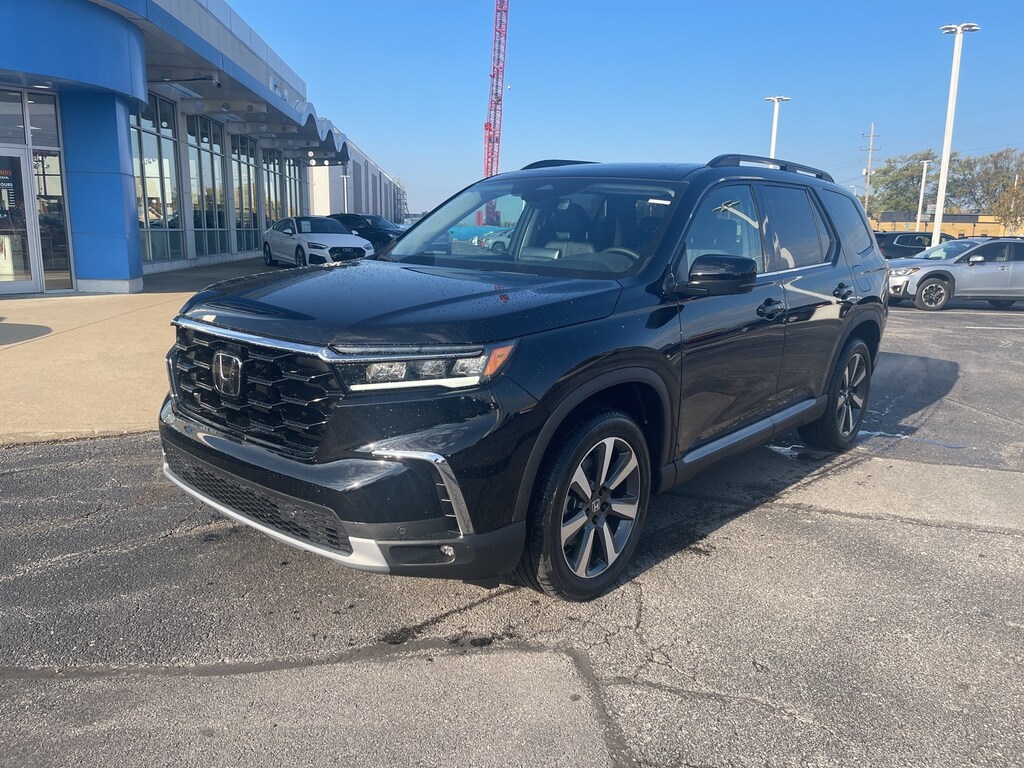 New 2025 Honda Pilot Touring SUV