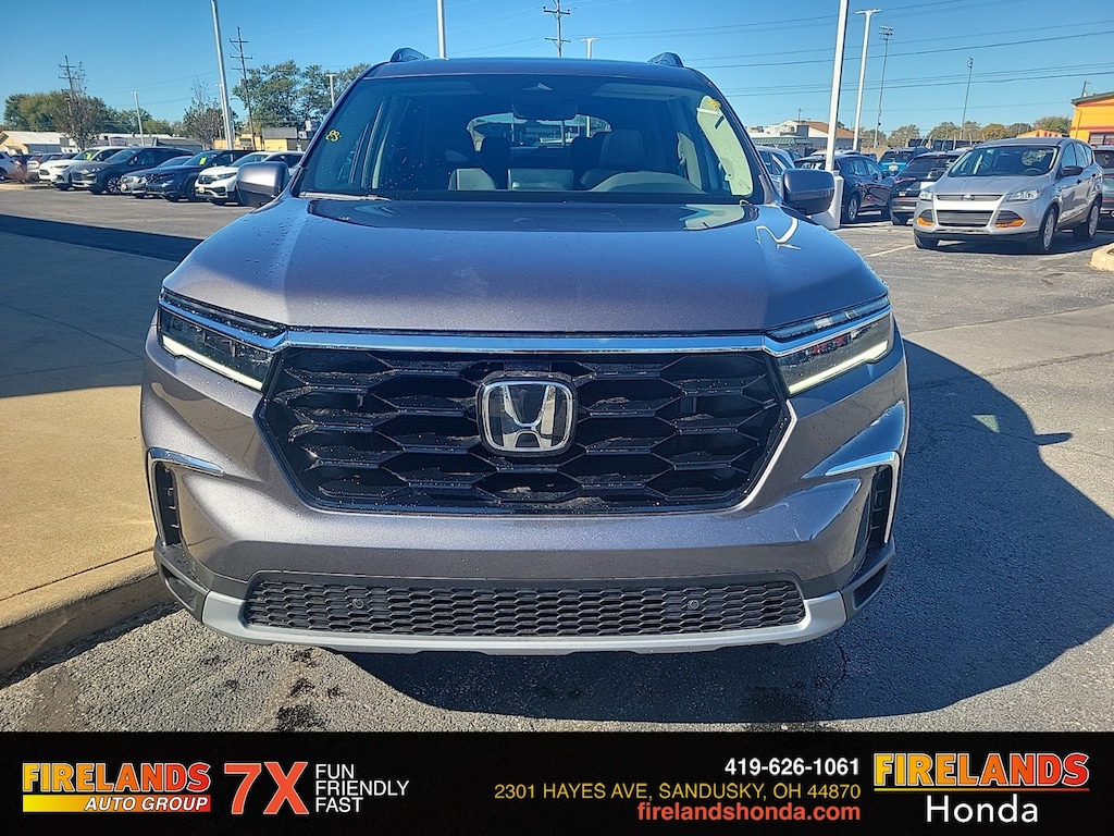 New 2025 Honda Pilot Touring SUV