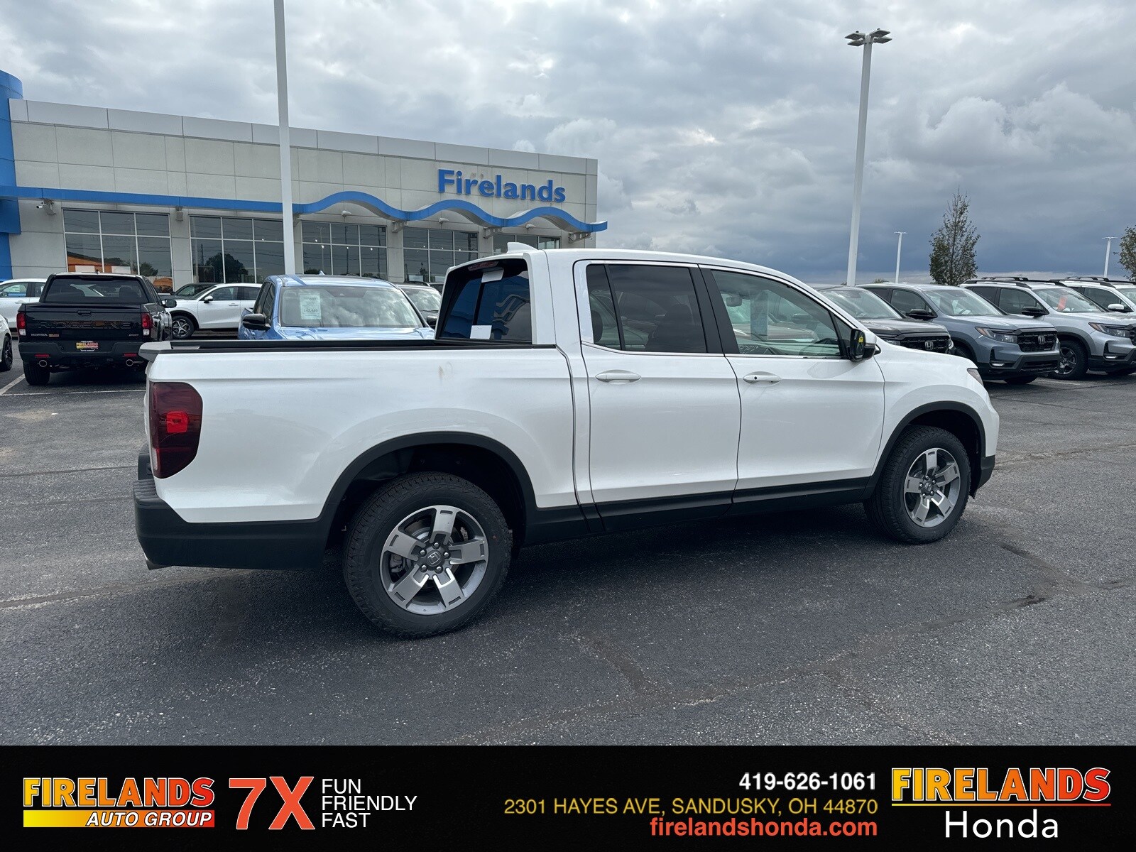 2025 Honda Ridgeline RTL photo 2