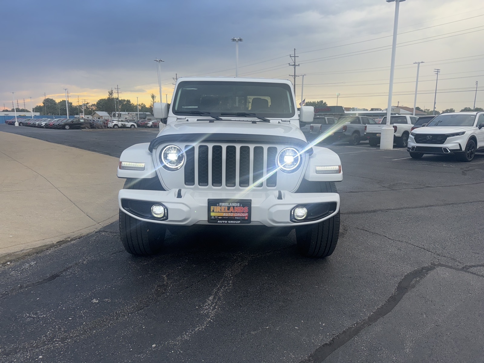 Used 2023 Jeep Gladiator High Altitude with VIN 1C6HJTFG8PL538726 for sale in Sandusky, OH