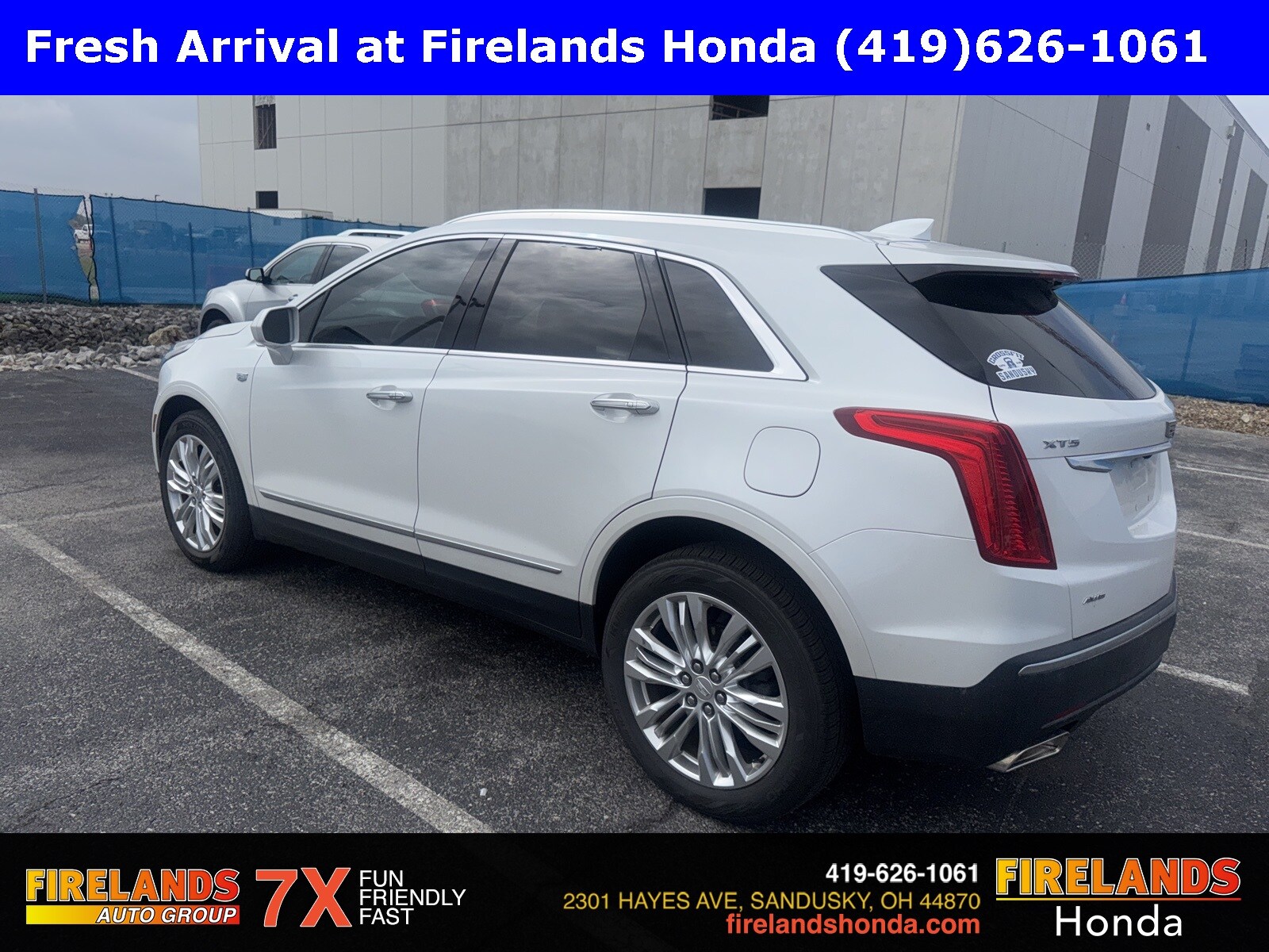 2017 Cadillac XT5 Premium Luxury photo 2