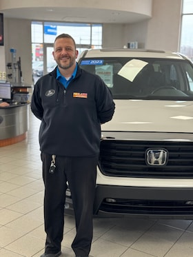 Staff member Ken Noser from 74f0a70bbde3