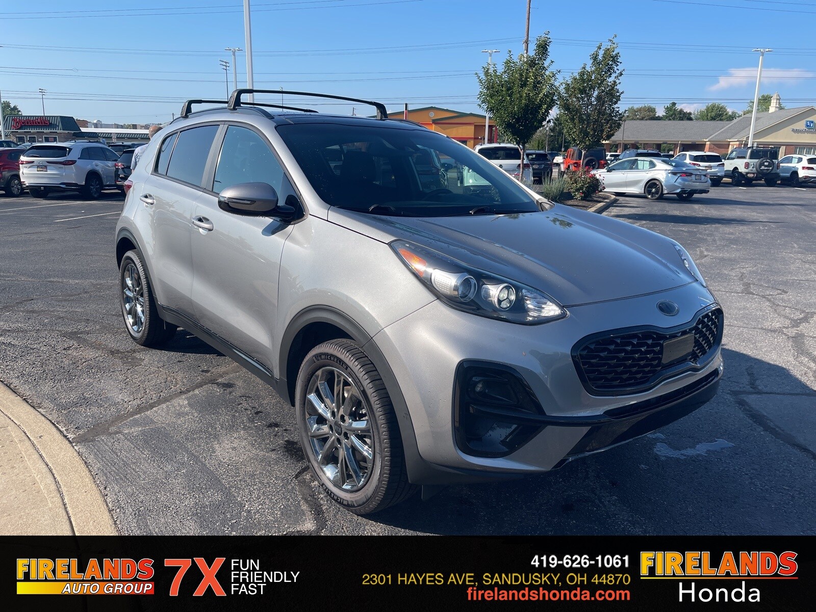 2022 Kia Sportage Nightfall Edition photo 3
