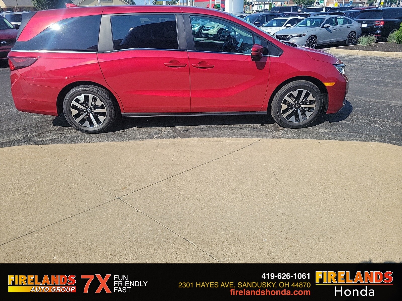2025 Honda Odyssey EX-L photo 4