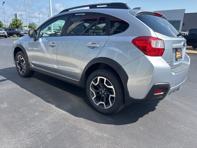 2017 Subaru Crosstrek 2.0i Limited photo 3