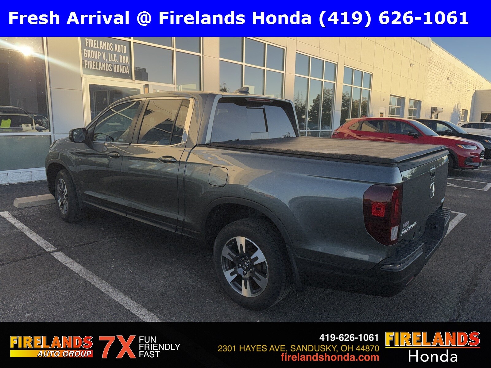 2019 Honda Ridgeline RTL-T photo 3