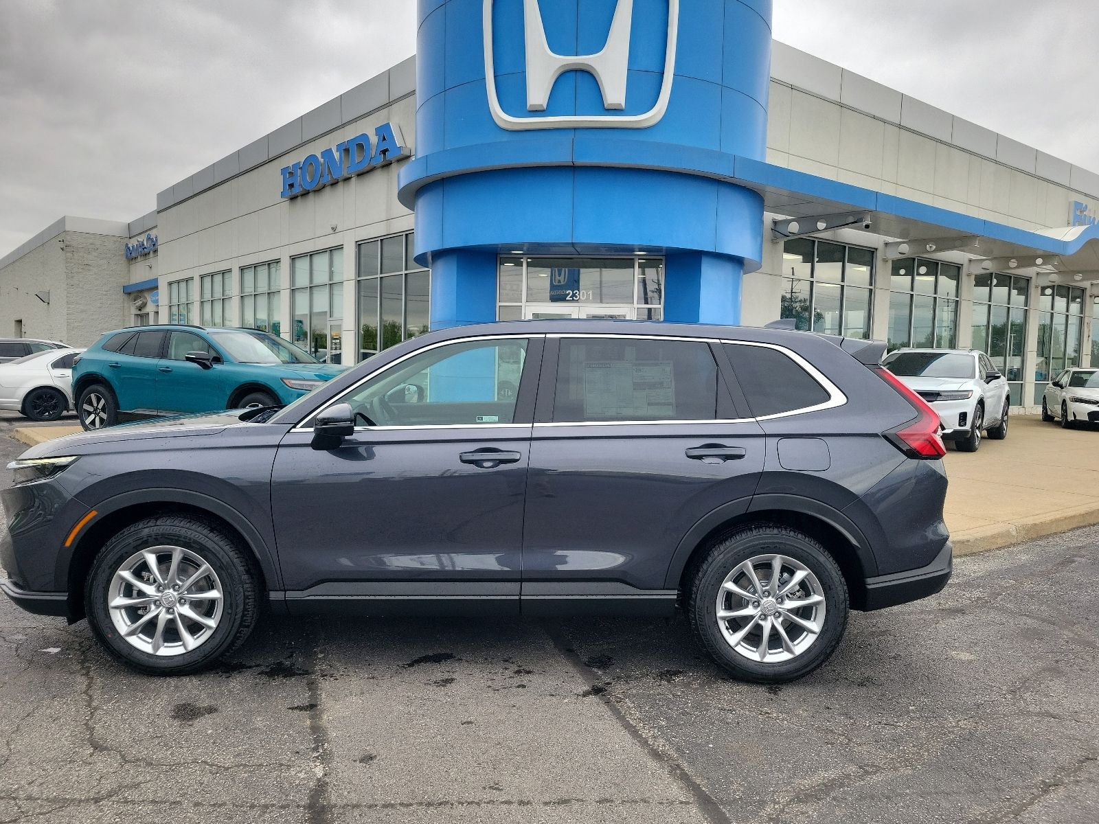 2026 Honda CR-V EX - Photo 11