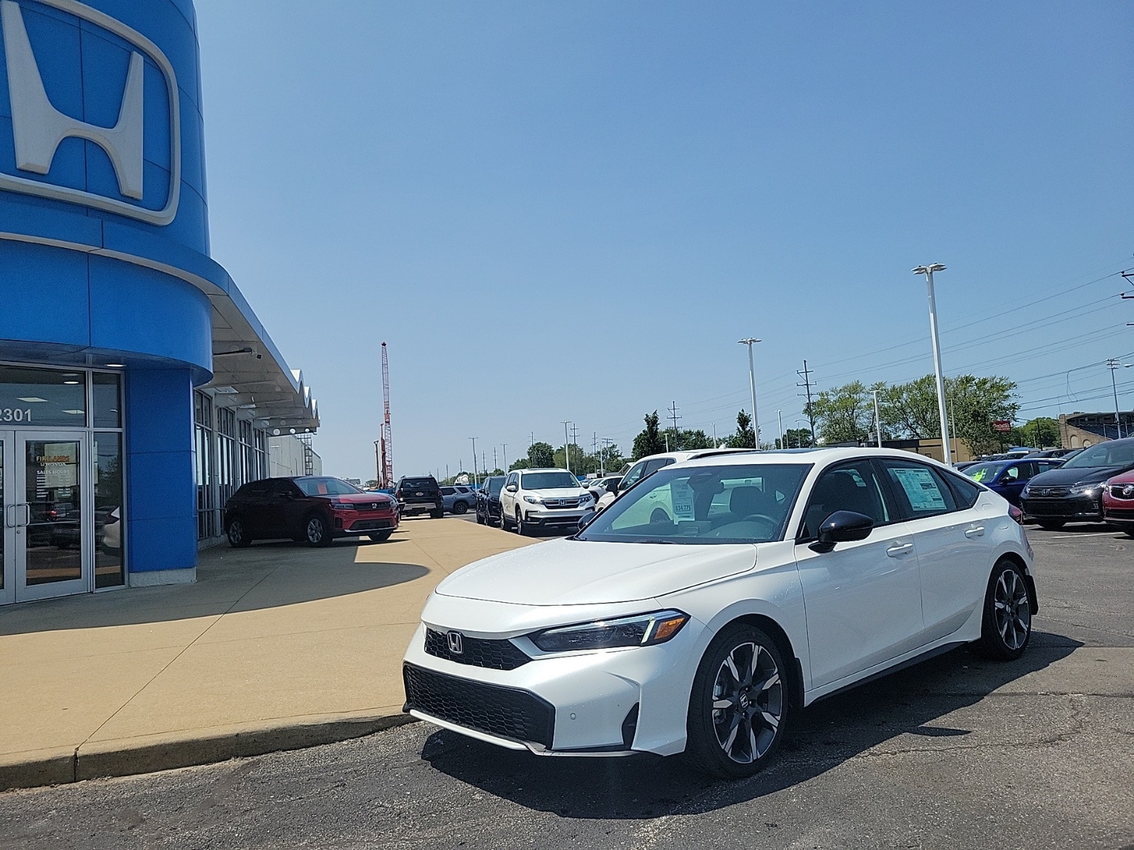 2025 Honda Civic Hatchback Sport Touring's photo