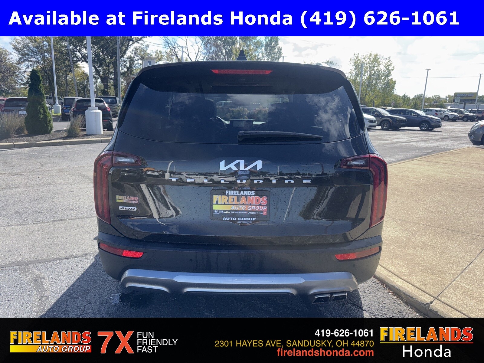 2022 Kia Telluride S photo 3