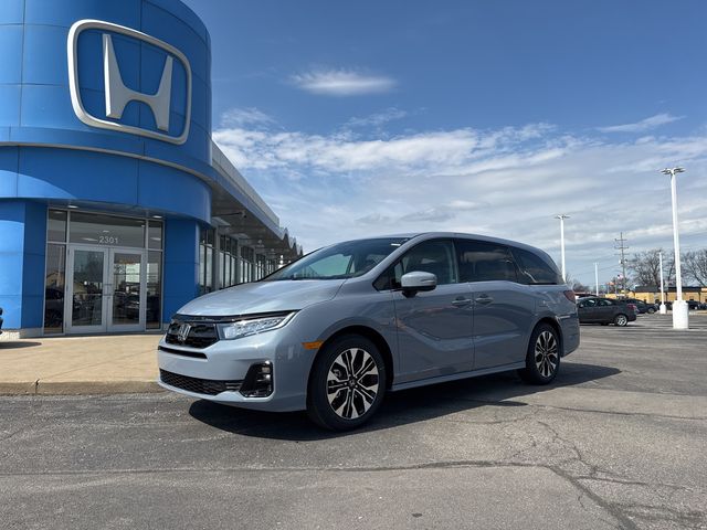 2026 Honda Odyssey Elite's photo