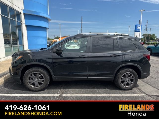 2024 Honda Passport 3.5 TrailSport 4WD Auto's photo