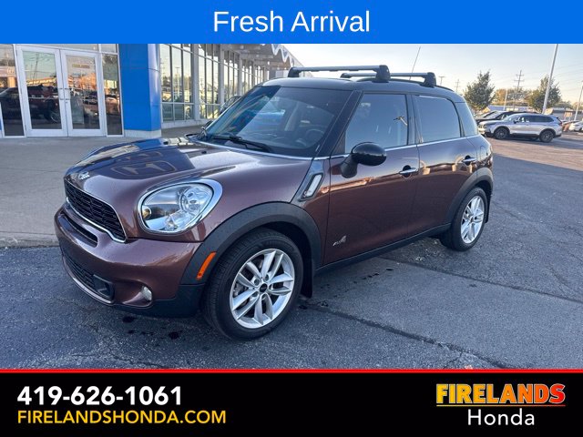 Used 2014 MINI Countryman Countryman S with VIN WMWZC5C53EWP38864 for sale in Sandusky, OH