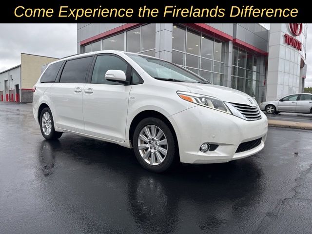 2017 Toyota Sienna Limited V6 AWD 7-Passenger's photo
