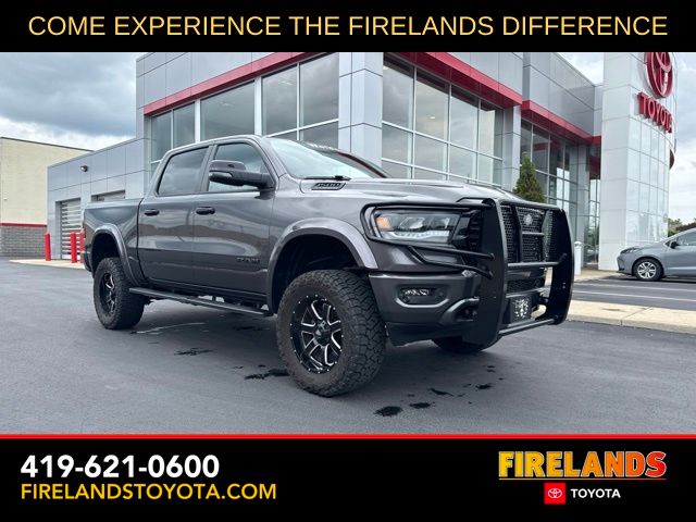 2024 RAM 1500 Big Horn/Lone Star 4x4 Crew Cab 5'7's photo