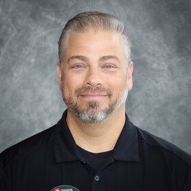 Staff member Steve Donahue from ID_80817506e7b6