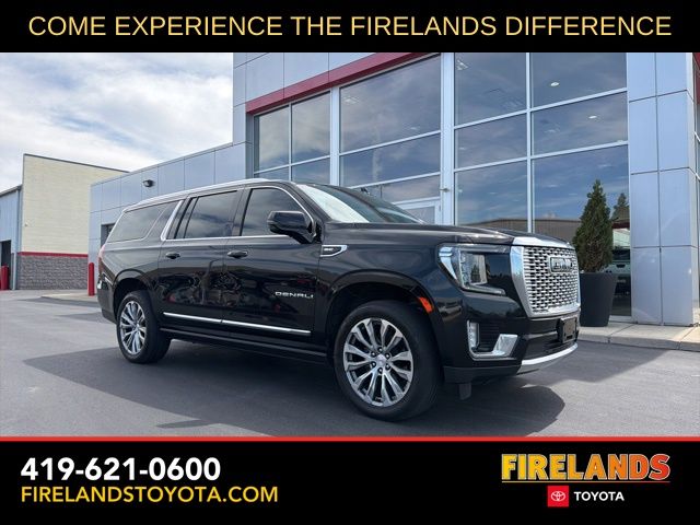 2022 GMC Yukon Denali's photo