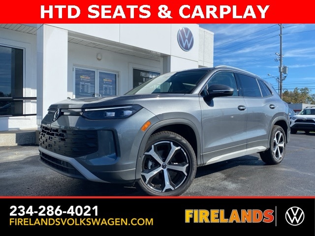 2025 Volkswagen Tiguan SE's photo